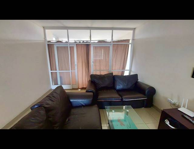 2 BEDROOM APARTMENT SOLD IN TOWNSEND ESTATE